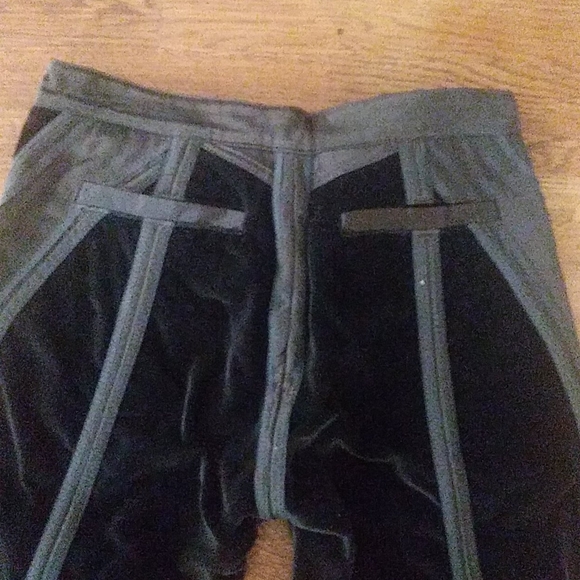 Roberto Cavalli velour & satin short pants - Picture 7 of 11